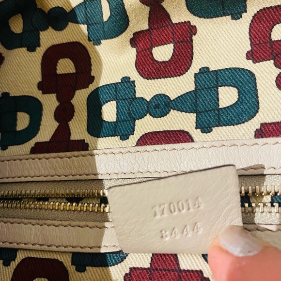 Gucci- beautiful designer purse, cream and gold - Picture 2 of 4